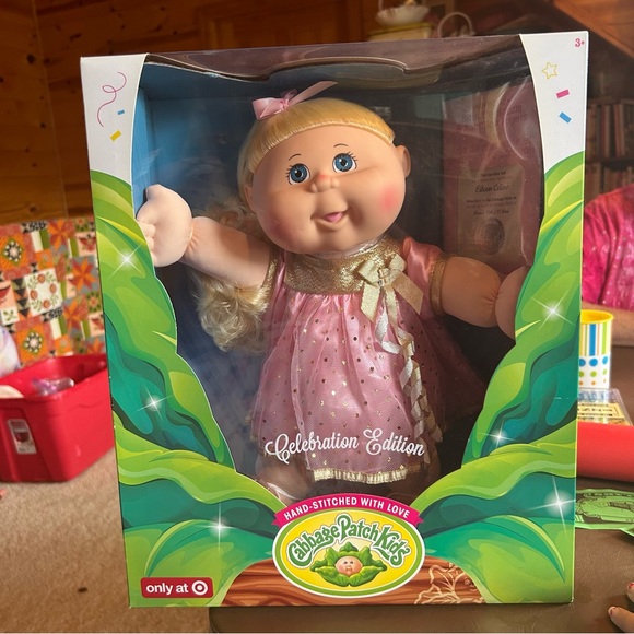 2019 target exclusive cabbage patch kid celebration edition blonde - Picture 3 of 5